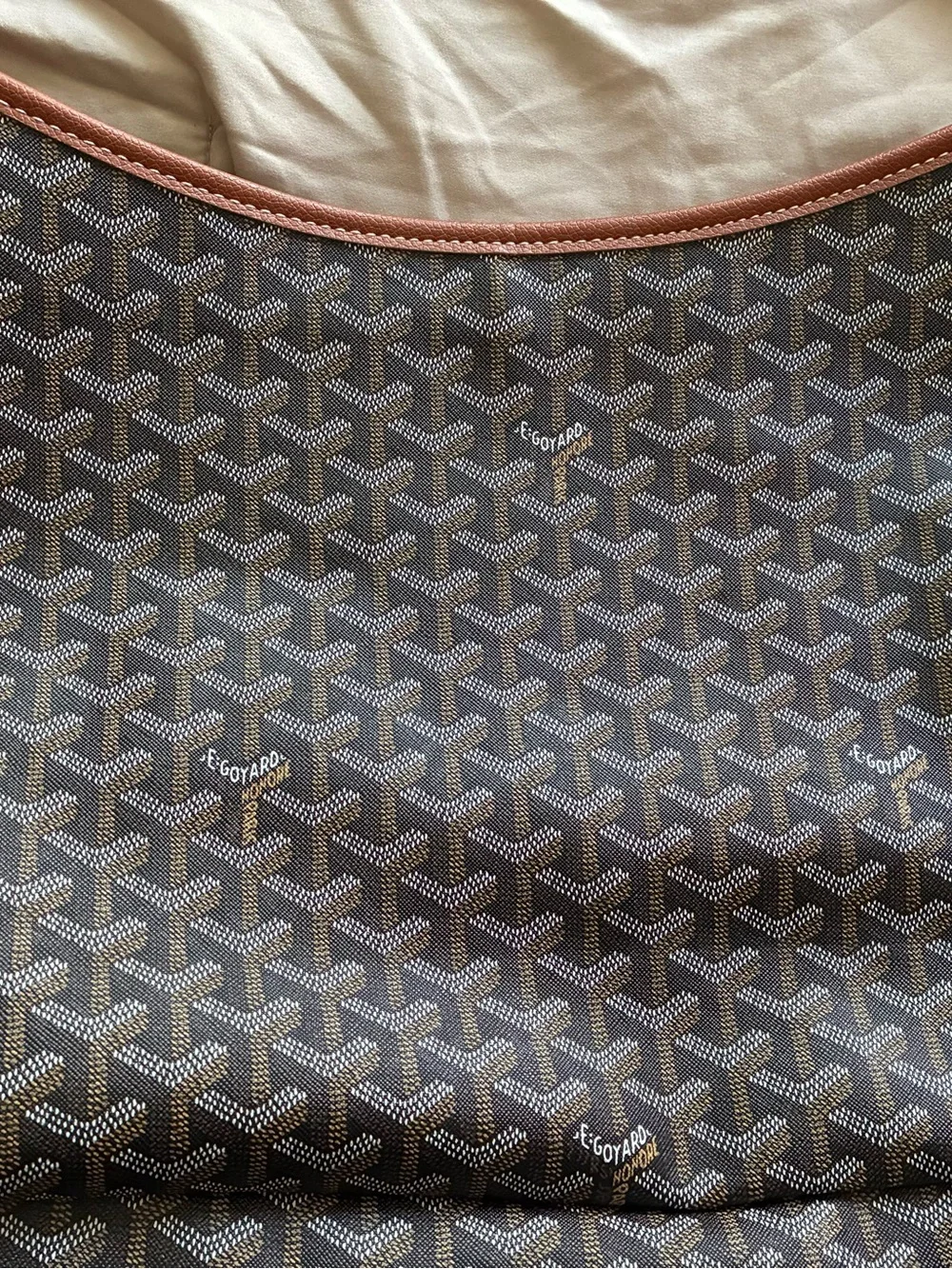 NWT Designer inspired brown Patterned Hobo Bag